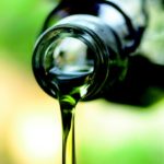 Why oil-free? Learn why you should eliminate oil from your diet - easyveganmealprep.com