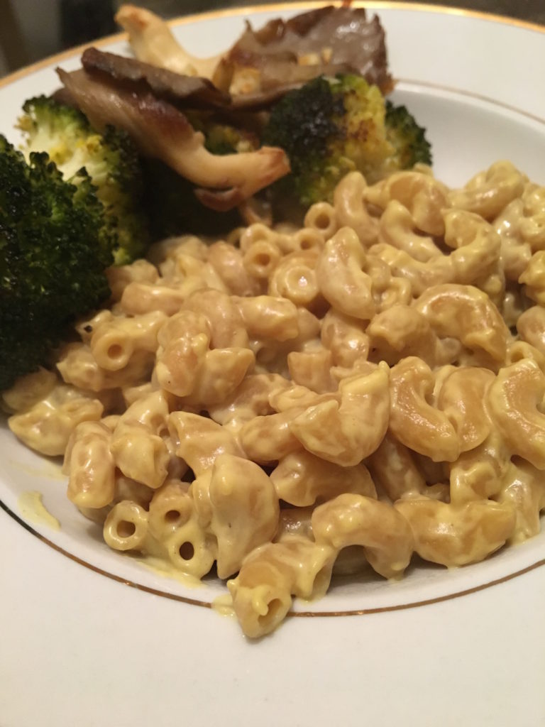 oil free vegan macaroni and cheese recipe - EasyVeganMealPrep.com