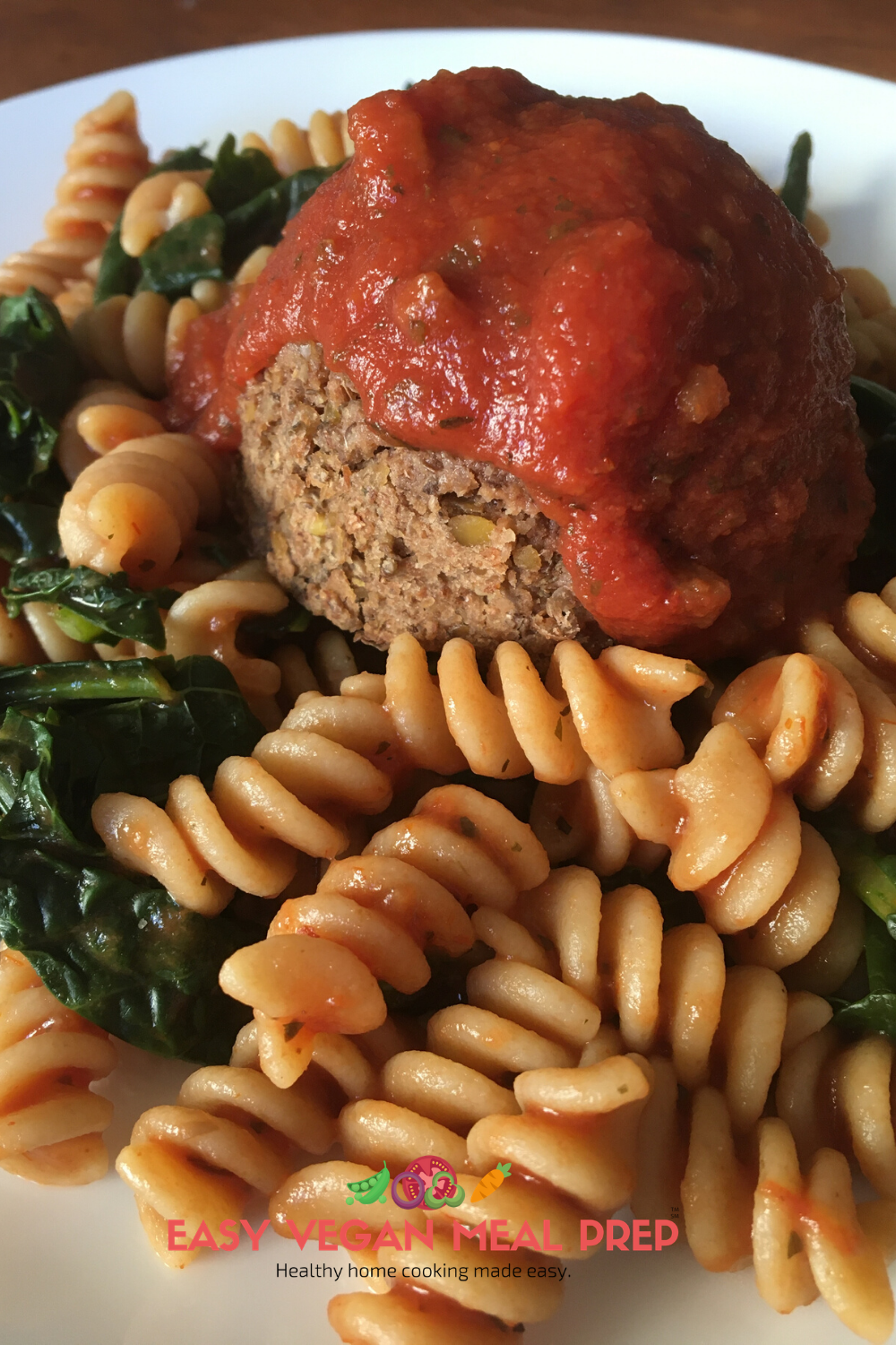 Vegan meatballs with marinara - easyveganmealprep.com